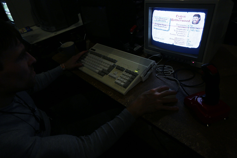 Illustration for article titled The Joys of Retro Gaming: A Photo Collection